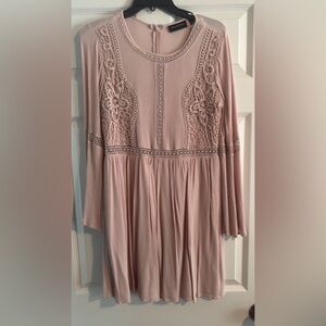 Used. Nina Leonard Blush Pink Long Sleeve Dress